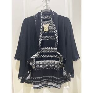 Fuzzi Reversible Black & White Caplet Jacket Sz XS